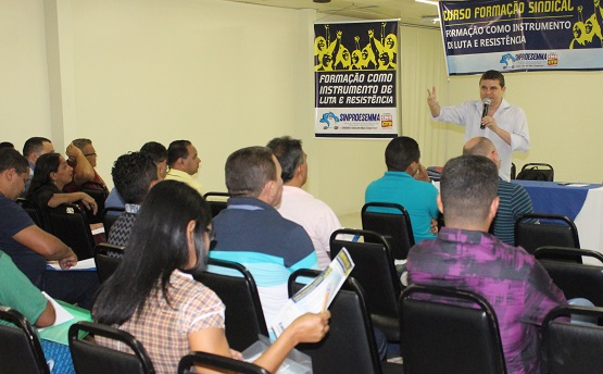 Formação: Sinproesemma realiza curso para dirigentes sindicais