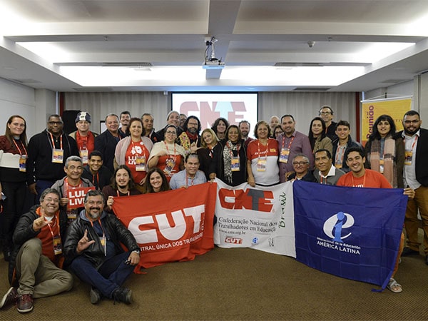 Sinproesemma participa de Coletivo de Comunicação da CNTE