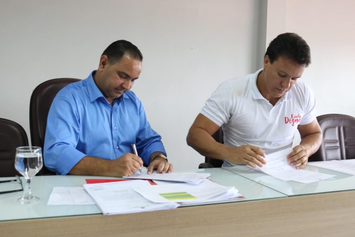 Sinproesemma reúne com a Seduc para tratar da Campanha Salarial 2019