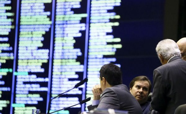 Reforma da Previdência: confira as maldades que os deputados aprovaram no 2º turno de votação