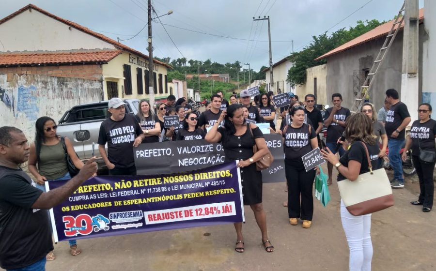 Núcleo do Sinproesemma em Esperantinópolis realiza caminhada