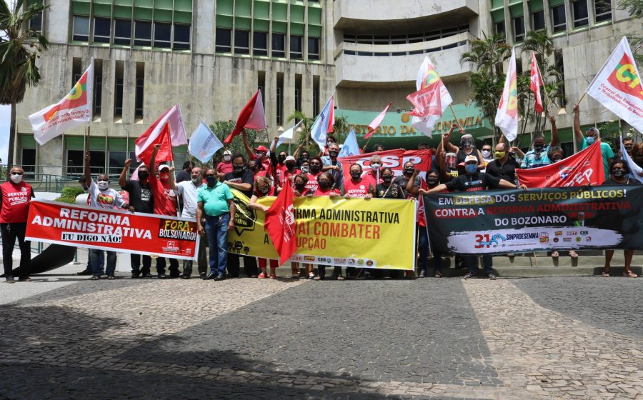 Sinproesemma participa de ato público contra a (de)Reforma Administrativa do Bozonaro