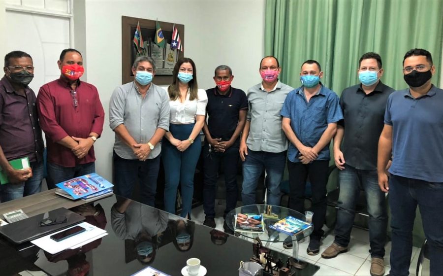 Núcleo do Sinproesemma em Cajapió realiza reunião com gestão municipal e avança na pauta educacional em 2020