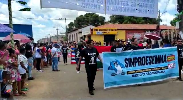 Sinproesemma, núcleo de São Bento, cobra reajuste salarial em desfile de 07 de setembro
