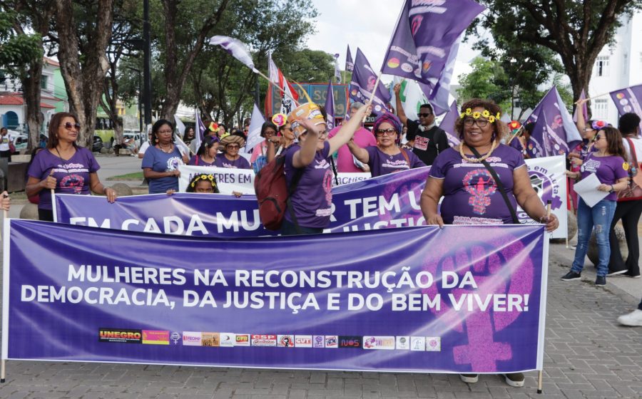 Sinproesemma realiza café da manhã e participa de ato público em homenagem ao Dia Internacional da Mulher