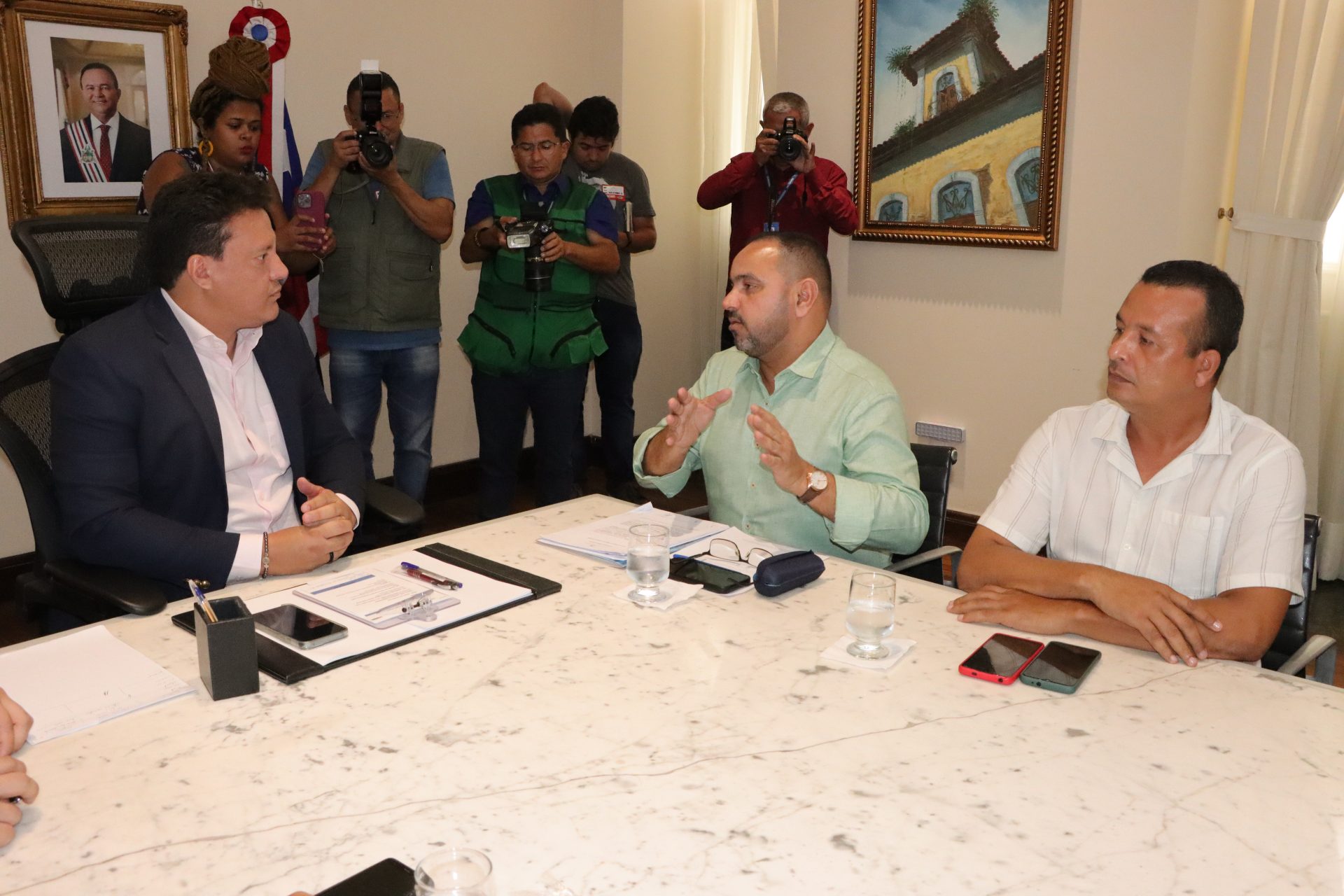 Sinproesemma reúne com Governo do Estado e avança nas pautas da educação