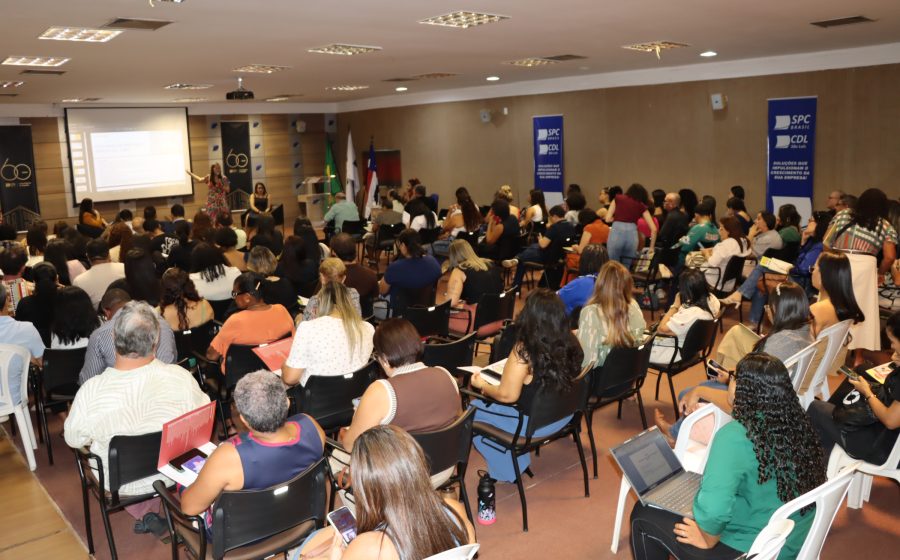 Sinproesemma participa do simpósio que debateu financiamento e qualidade da educação pública