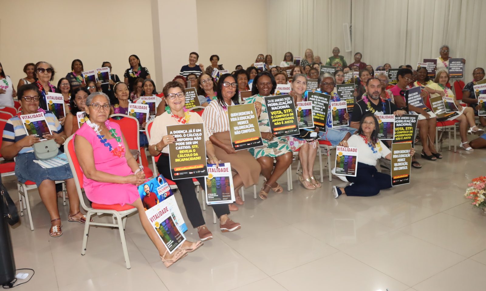 Sinproesemma homenageia aposentados associados com programação especial