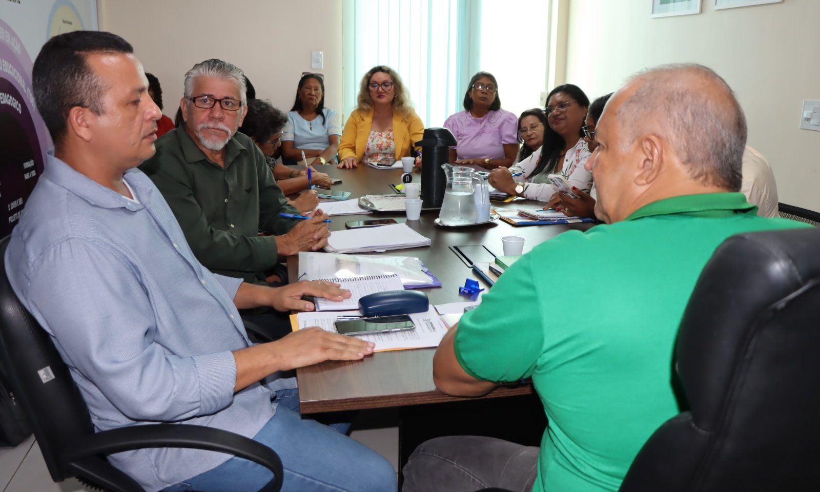 Sinproesemma cobra avanço nas pautas da educação em reunião com subsecretário Antônio Heluy