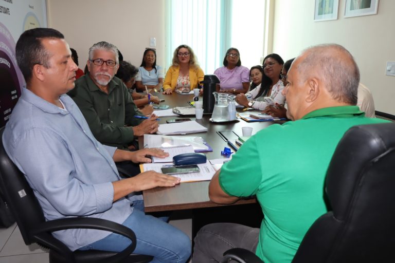 Sinproesemma cobra avanço nas pautas da educação em reunião com subsecretário Antônio Heluy